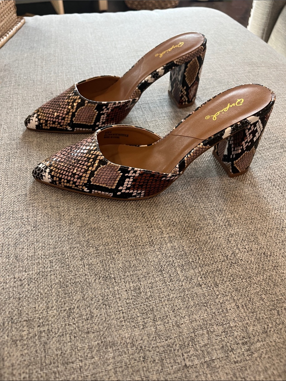 Qupid Snake-Print Pointed Toe Block Heel Mules - Brown/Pink/Black